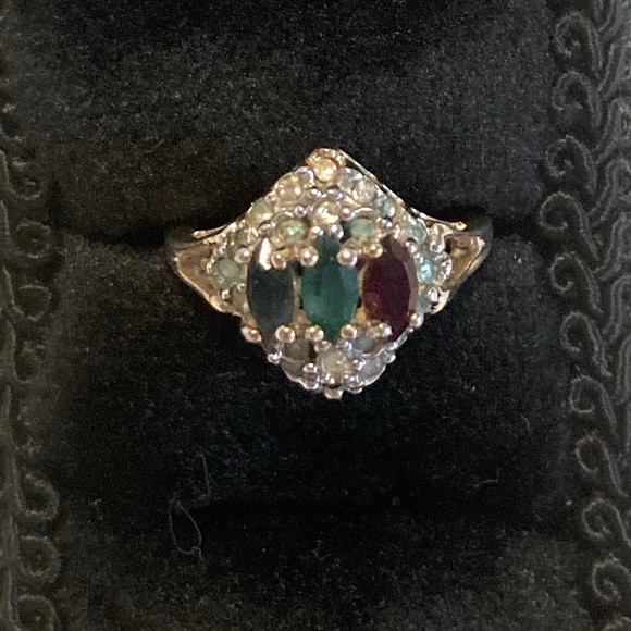 Jewelry - $2 When bundled with other items/ faux multi stone ring